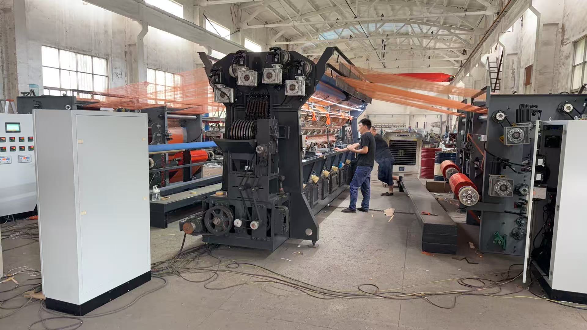 সম্পর্কে সর্বশেষ কোম্পানী কেস Double Needle Bed Warp Knitting Machine for Industrial Textile Manufacturing